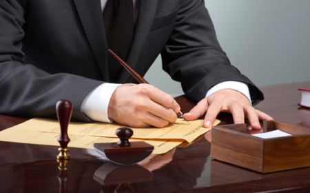 Top Qualities of the Best Law Firm for Commercial Law Cases