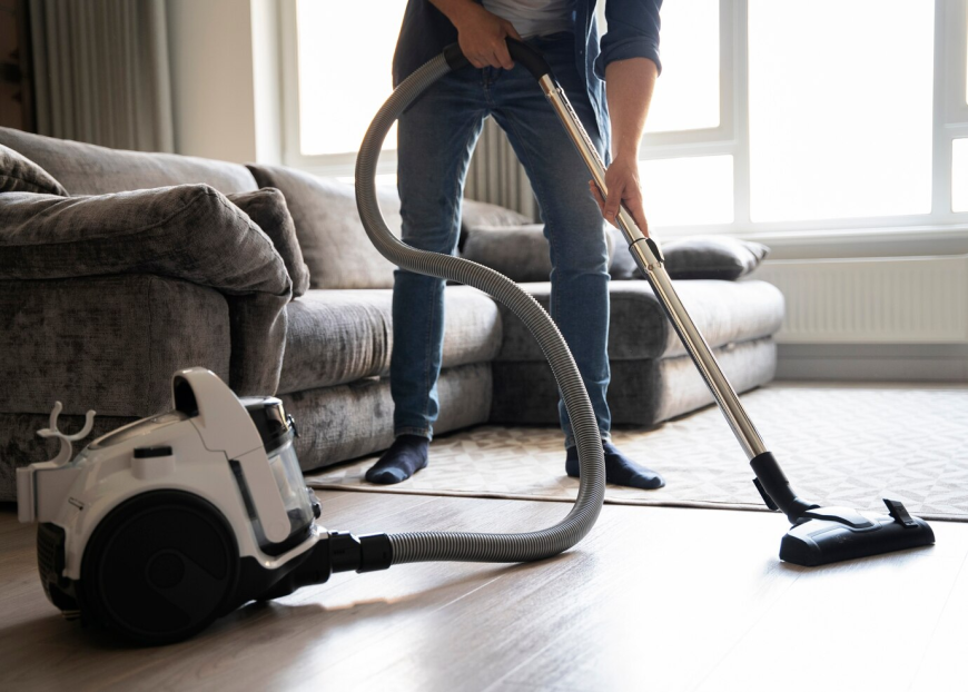Global Vacuum Cleaner Market: Trends, Growth, and Future Outlook (2023-2032)