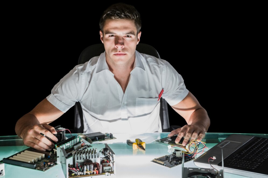 How to Choose the Right Laptop Repair Course for You?