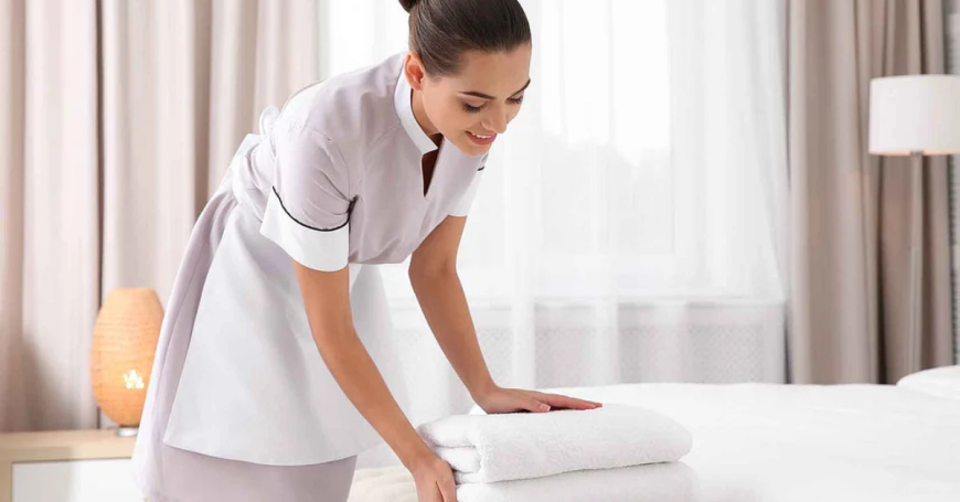 Can linen fabric technology reduce the need for HVAC systems in hotel rooms?