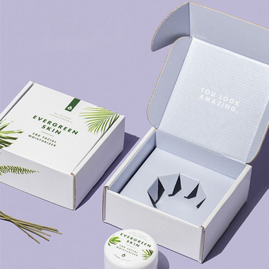 Scrunchie Packaging: Function, Fashion, and the Power of Presentation