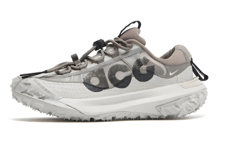 灰白色Mountain Fly 2穿搭攻略——Nike ACG機能美學剖析
