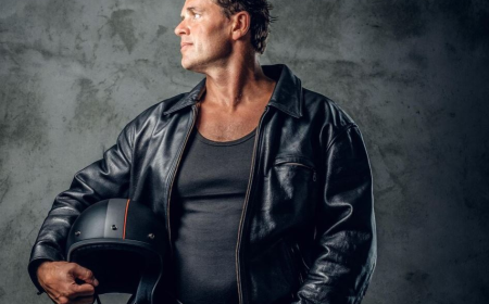 How to Break In Your New Men’s Leather Jacket Like a Pro