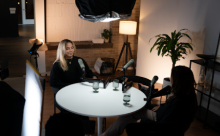 What Are the Benefits of Recording in an Austin Podcast Studio?