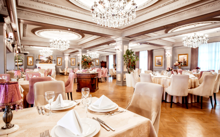 Fine Dining Redefined: Top Upscale Restaurants for Food Connoisseurs