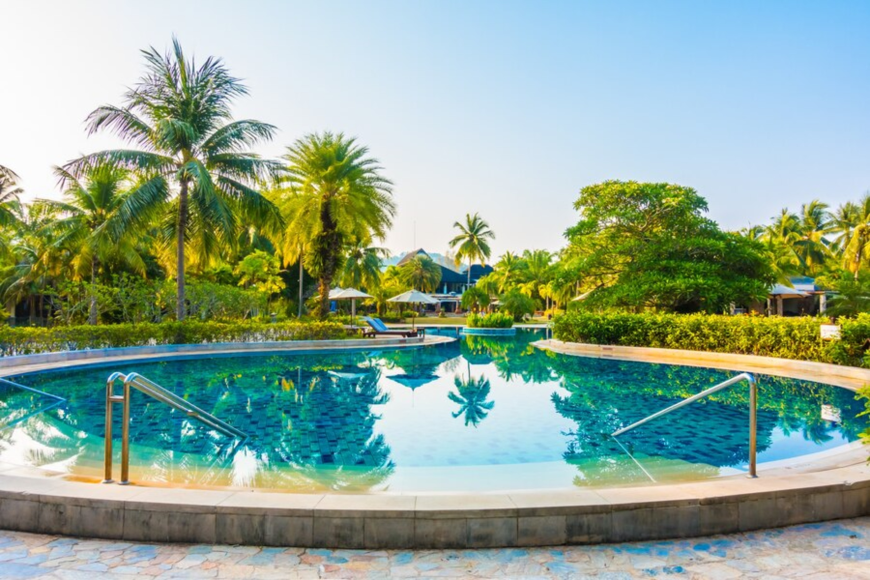 What Are the Most Popular Pool Designs in Houston Homes?