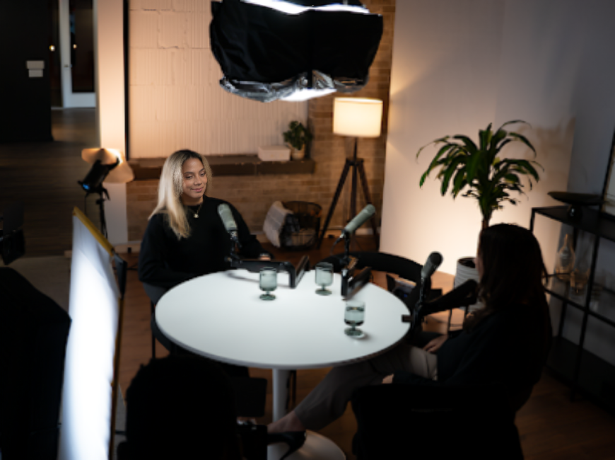 What Are the Benefits of Recording in an Austin Podcast Studio?