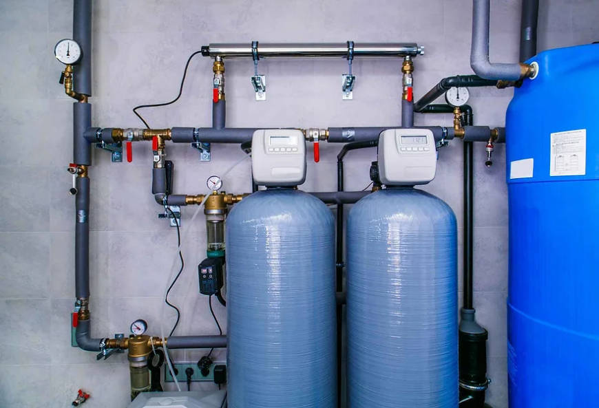 What Makes Tampa Bay’s Water “Hard”? Insights for Commercial Softener Selection