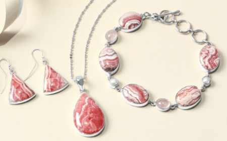 This Year’s Top Jewelry Trend: Rhodochrosite and Why It Matters