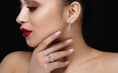 Green Kyanite Jewelry Has a Secret Charm You May Not Know