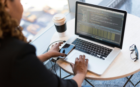 Why UK Businesses Are Looking to the US for Google Ads and Mobile App Development – Spotlight on New York’s Digital Experts