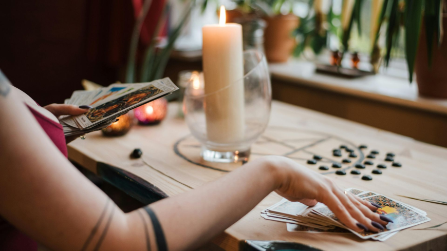 Forehead to Fate: Experience Face Reading Astrology in Dubai