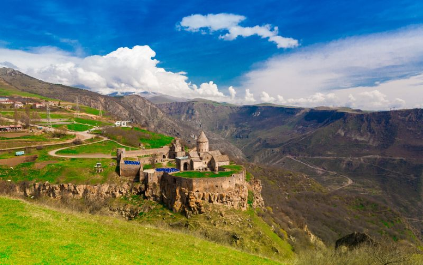 6 أماكن سياحية في أرمينيا تجمع بين الطبيعة والثقافة