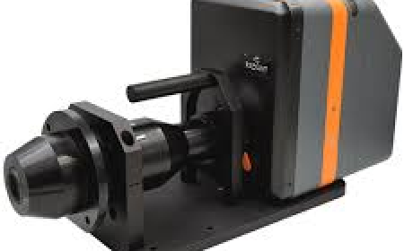 Conoscope Lens: Precision Optical Tool for Polarization and LCD Display Analysis