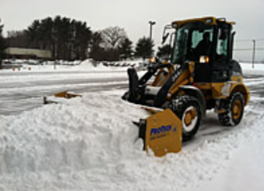 How to Choose Commercial Snow Removal in Connecticut