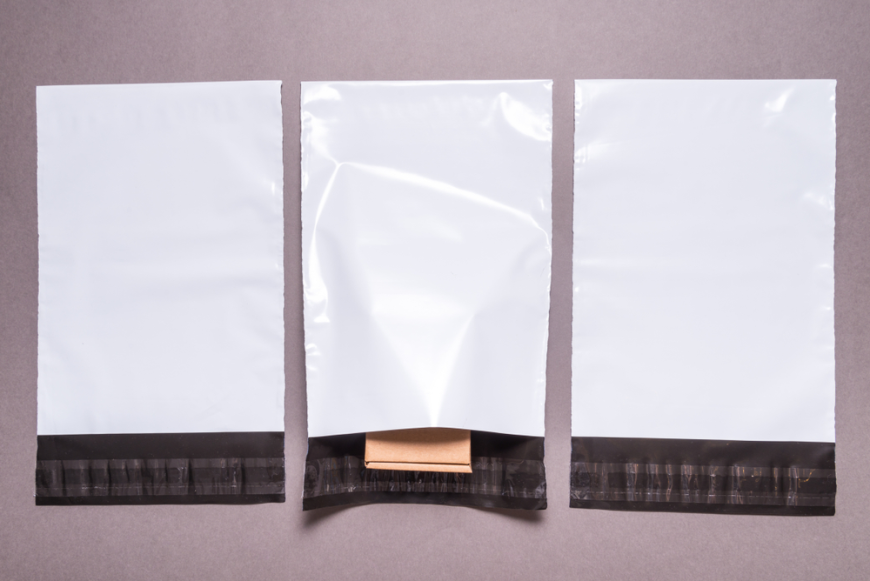 Poly Mailer Power: Picking the Perfect E-commerce Envelope