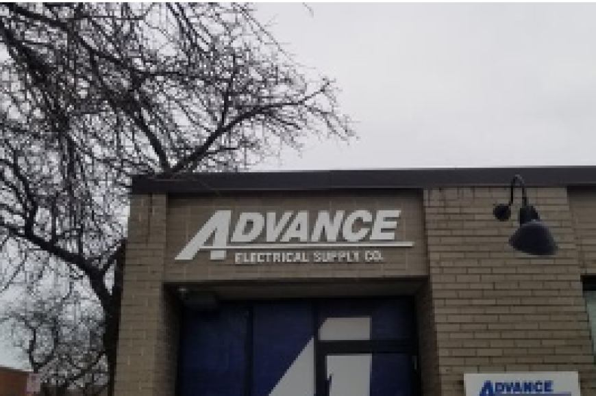 The Role of Professional Signage in B2B Lead Generation in Chicago