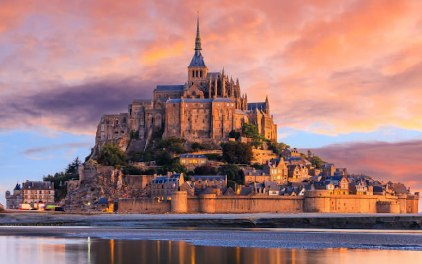 Explore Mont Saint-Michel In France And Enjoy The Breathtaking Beauty