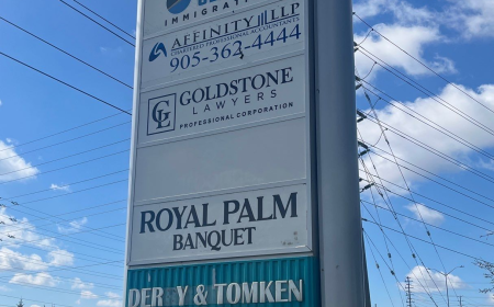 How to Choose the Right Custom Pylon Sign for Your Mississauga Location