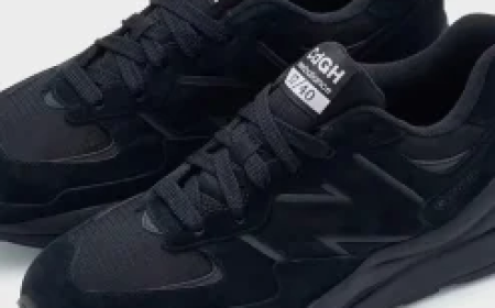 Stand Out in 2025: How to Master Statement Pieces in Your Wardrobe