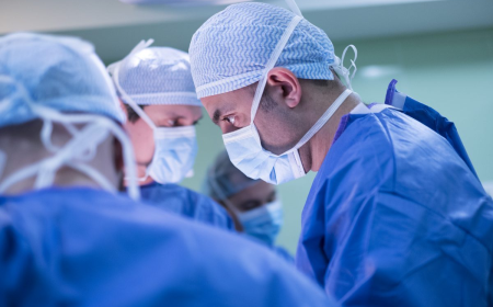 Choosing the Best Doctors for Hernia Surgery: Everything You Need to Know