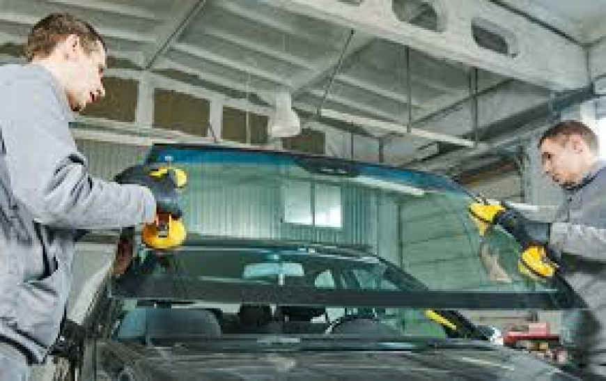 Top Auto Mirror Services in Twin Cities: What to Know Before You Replace or Repair