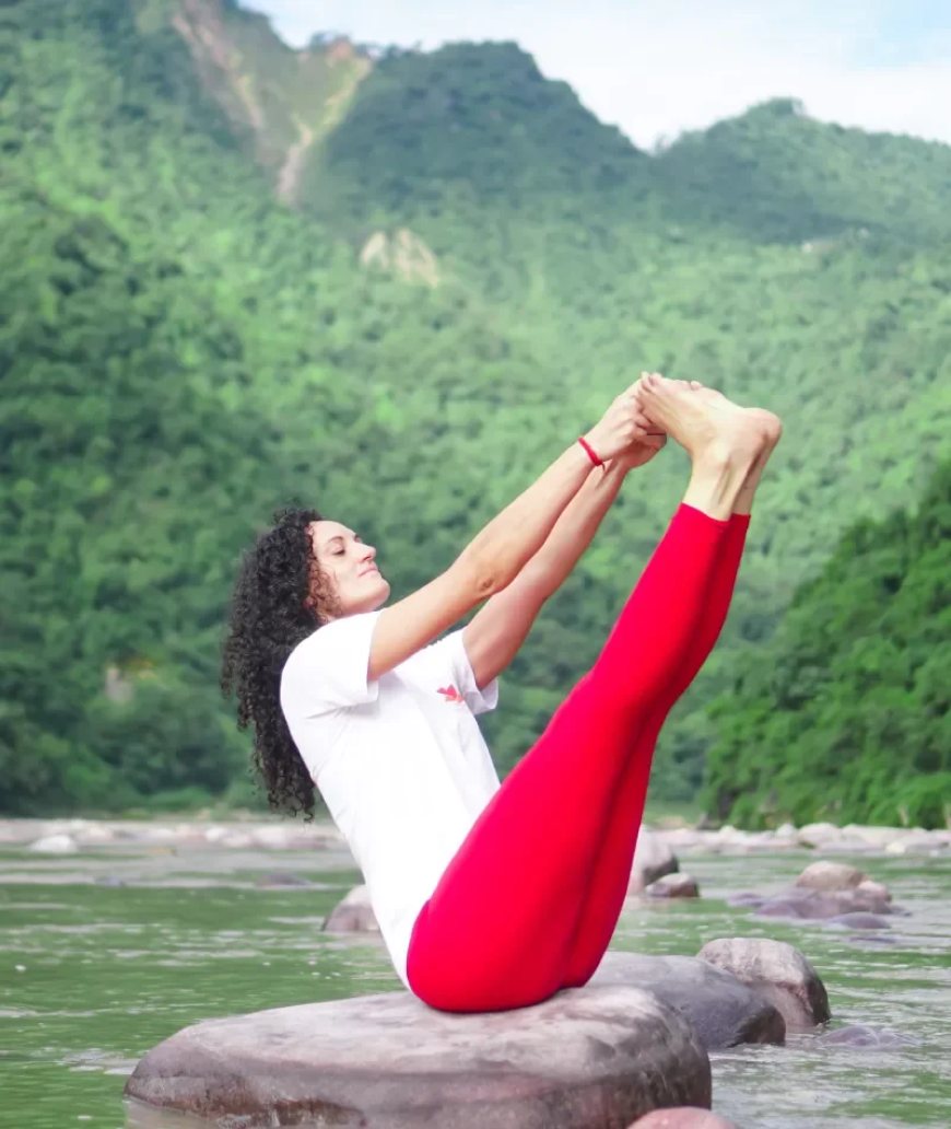 300 Hour Yoga TTC in Rishikesh – Advanced Yoga Teacher Training in India