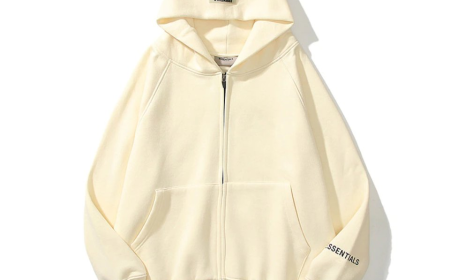 The Essentials Hoodie Revolution: Why It’s a Must-Have for Modern Streetwear