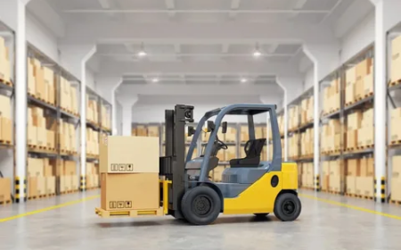 What Is the Impact of Global Trade on Forklift Demand?