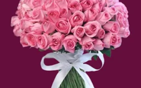 Get the Premium Flowers and Bouquets with florists at FlowersMart