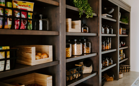 Why Choose Home Organising Services Over DIY Decluttering?