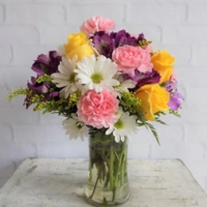 From Farm to Manhattan Doorstep: How Farm Fresh Flowers Delivered by Black Petals Ensure Peak Bloom Freshness