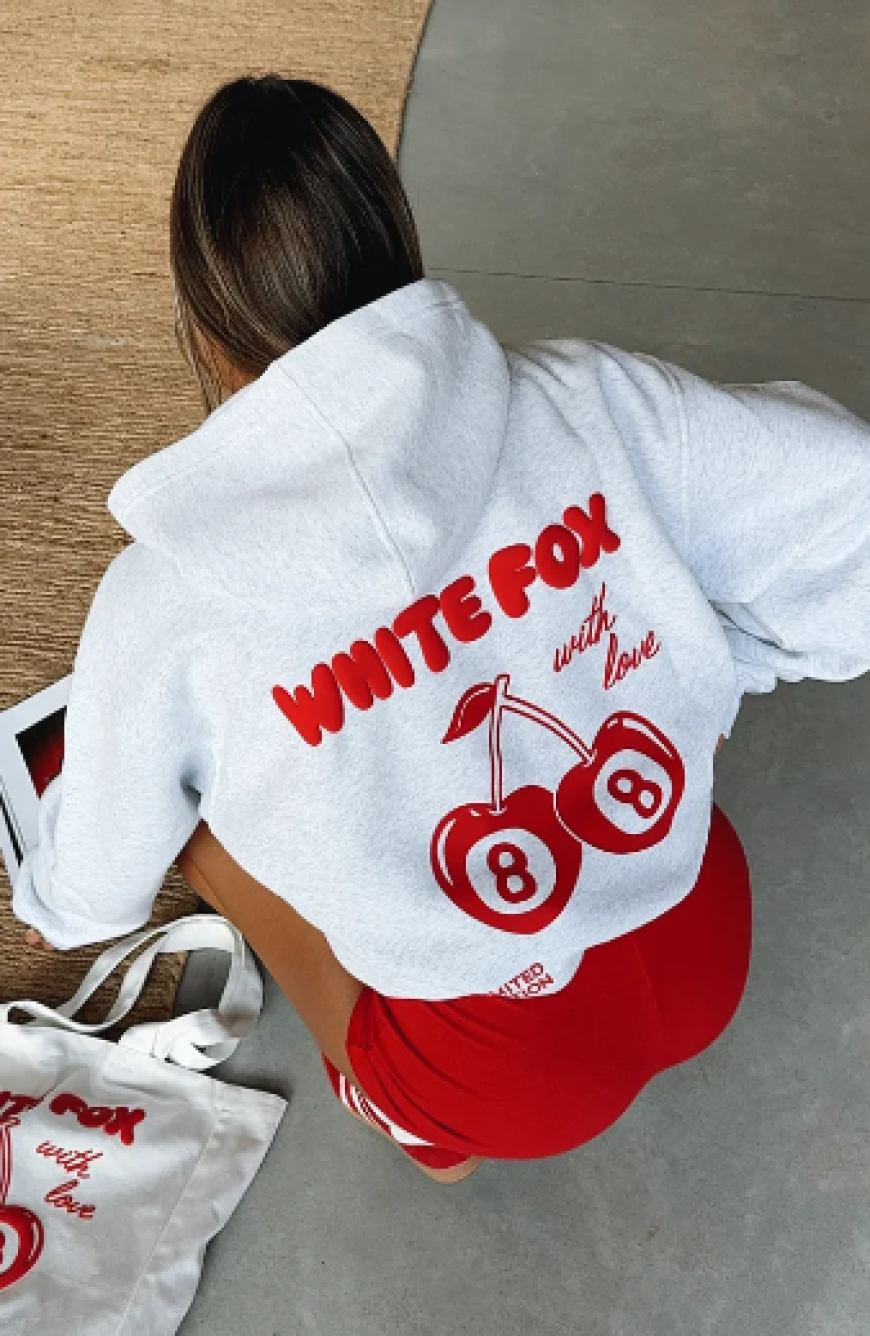 How do White Fox hoodies fit on petite sizes?