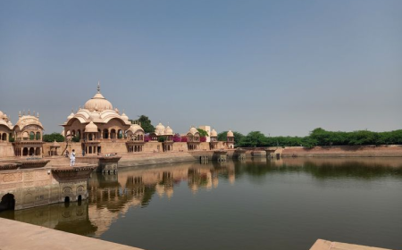 Discover the Divine Charm with the Best Mathura Vrindavan Tour Packages