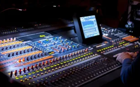 How Professional Sound and Lighting Can Elevate Your Event Experience