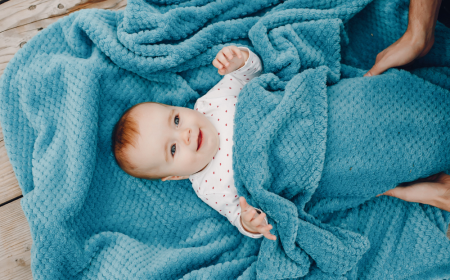 The Ultimate Guide to Choosing the Right Fabric for Baby Blankets