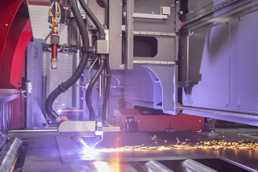Why Every Metal Fabrication Shop Needs a Plasma Cutting Machine