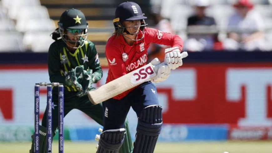 Women’s World Cup Showdown: England vs Pakistan at Colombo
