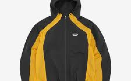 Corteiz Windbreakers: The New Wave of Urban Street Style