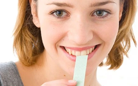 Protecting Your Teeth While Chewing Gum: What to Keep in Mind
