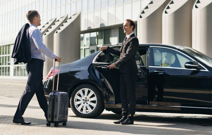 Luxury Cars You Get with Chauffeur Service Dubai