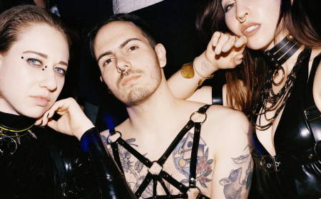 What Materials Work Best for Extended Wear During Holiday Events