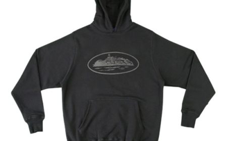 What Design Elements Define a Modern Streetwear Identity?