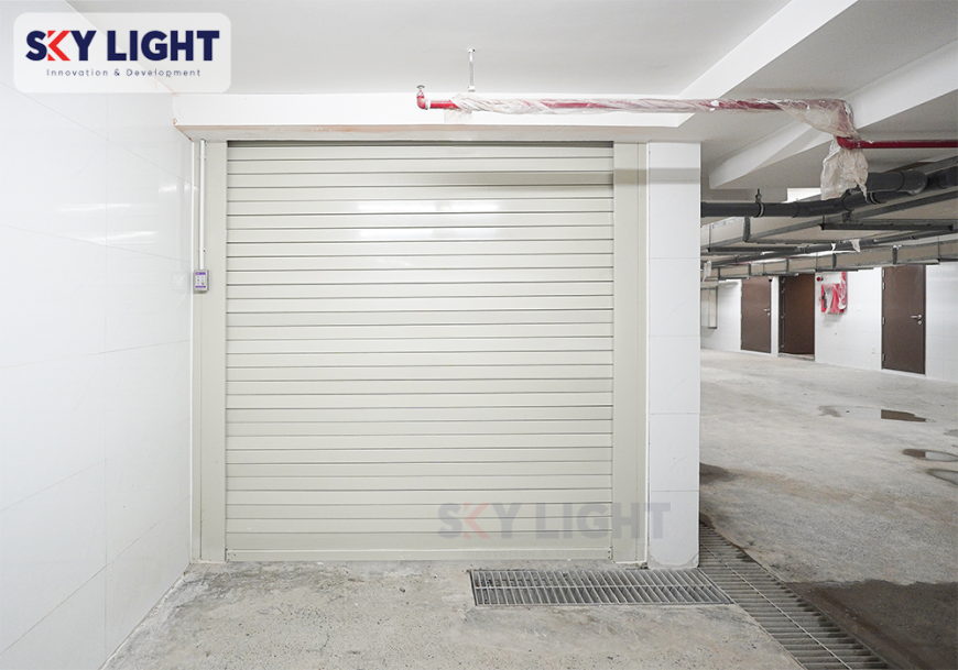 cửa cuốn chống cháy sky light
