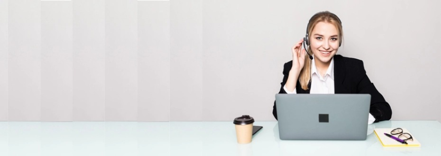 How an Ecommerce Virtual Assistant Helps You Run Your Store With Less Stress