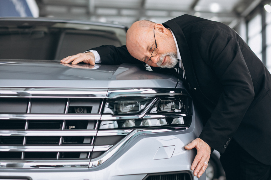 The Ultimate Guide to Luxury Car Care in UAE's Extreme Climate