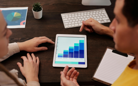 Hire a Virtual Assistant for Social Media: From Content Creation to Scheduling