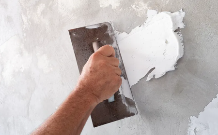 Signs Your Mississauga Home Needs Professional Drywall Repair