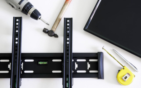 Full-Motion vs Fixed vs Tilt Mounts: Which Should You Choose?