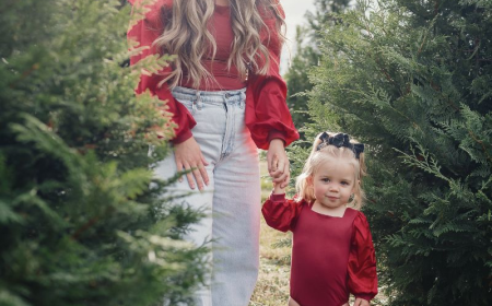 2026 Twinning & Accessories Guide: Newborn Trends, Mommy & Me, and Bold Bows